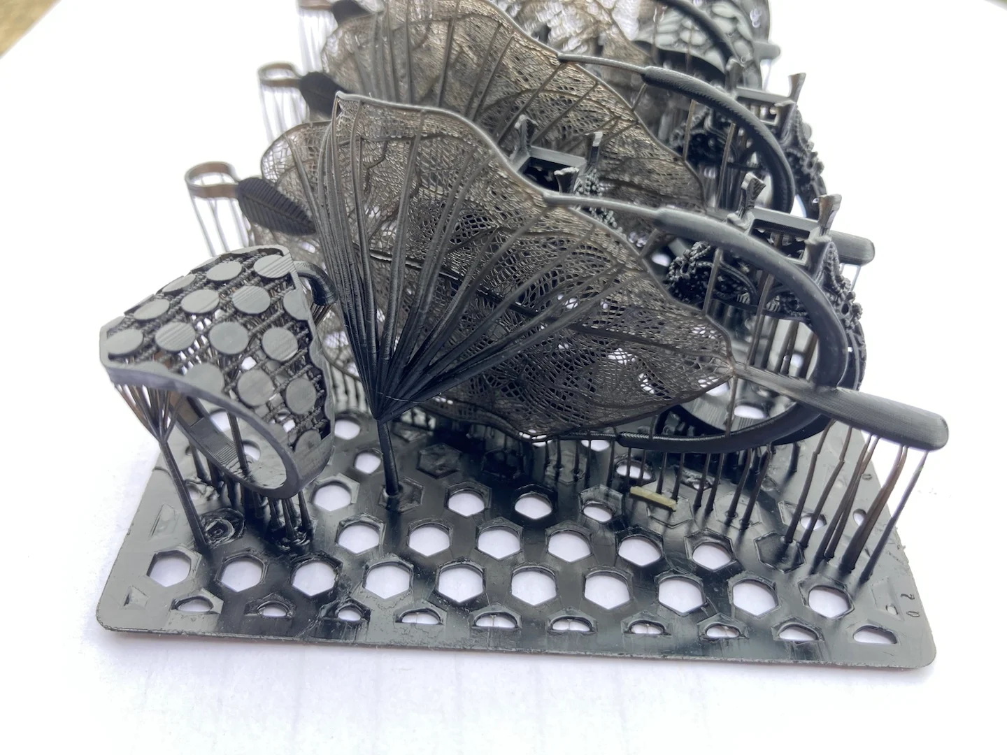 High-Wax Content Jewelry Resin for 3D Printing & Lost Wax Casting - Easy UV-Curing, Available in Green & Black