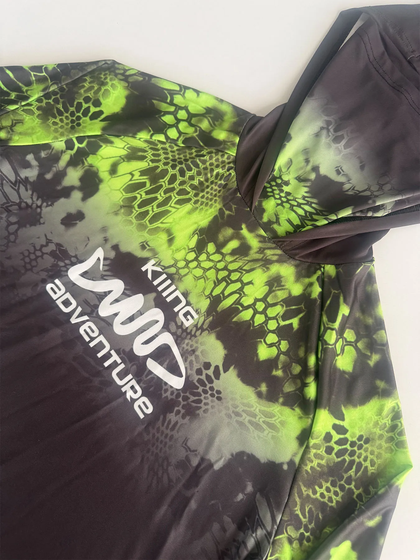 Kiiing Adventure Snake Pattern Camouflage Hooded Sunscreen Fishing Suit Outdoor Quick-drying Breathable Long Sleeve Mask Top