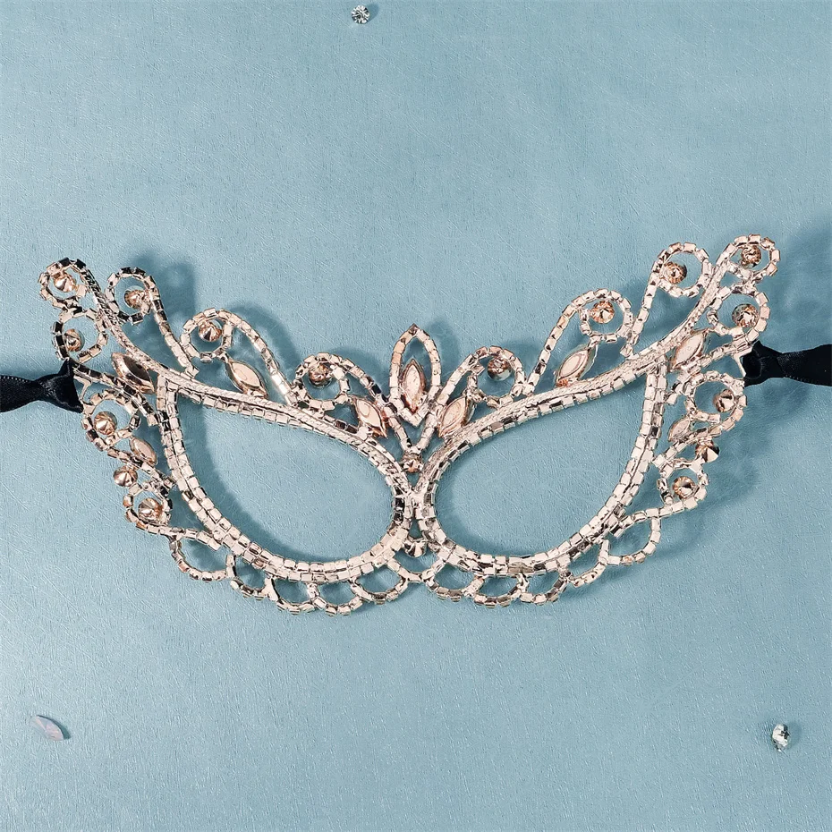 Efily Gold Color Crystal Rhinestone Mask for Women Jewelry Eye Mask Ball Halloween Cosplay Party Wedding Prom Face Accessories