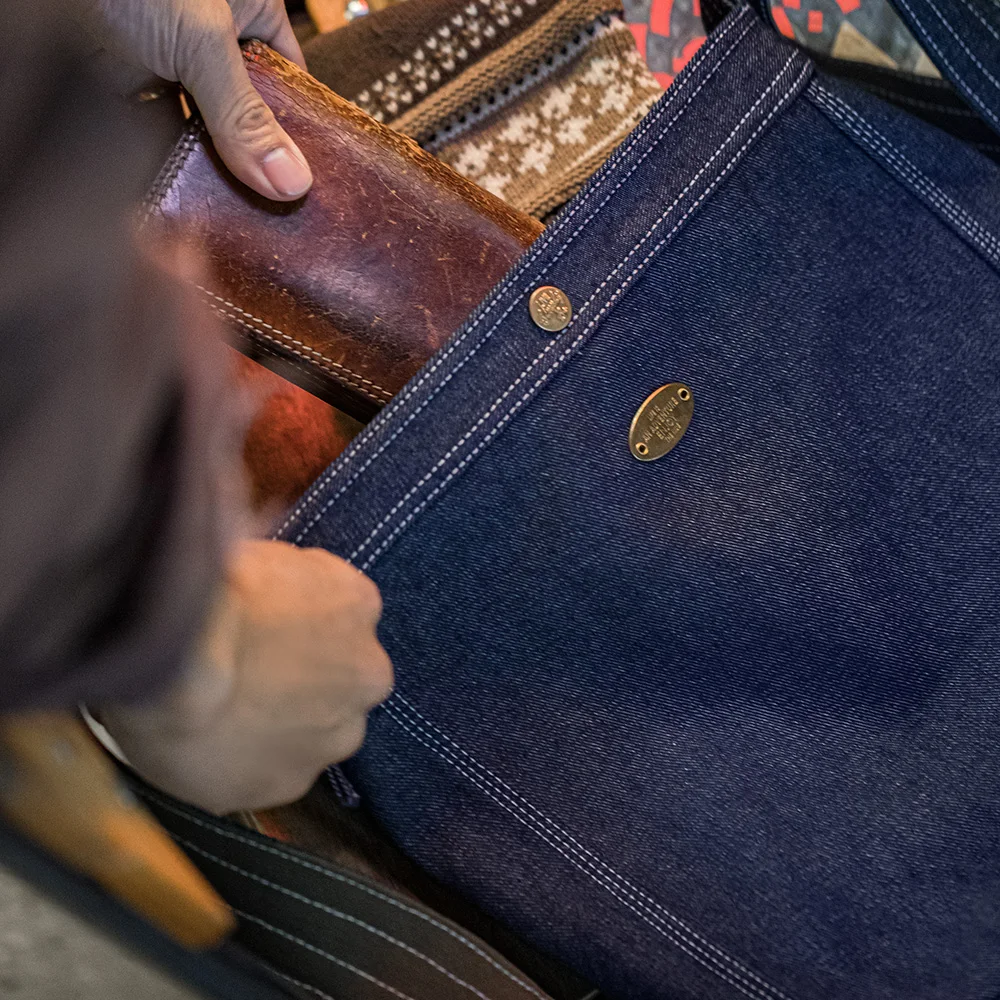 Retro 9.6oz Denim Washed Cowboy Bag Adjustable Blue Messenger Shoulder Bag Newsboy Unisex Style Bags for Daily