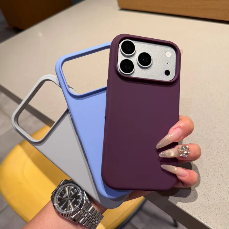 Magnetic Liquid Silicone Phone Case with Built‑in MagSafe and Microfiber Lining