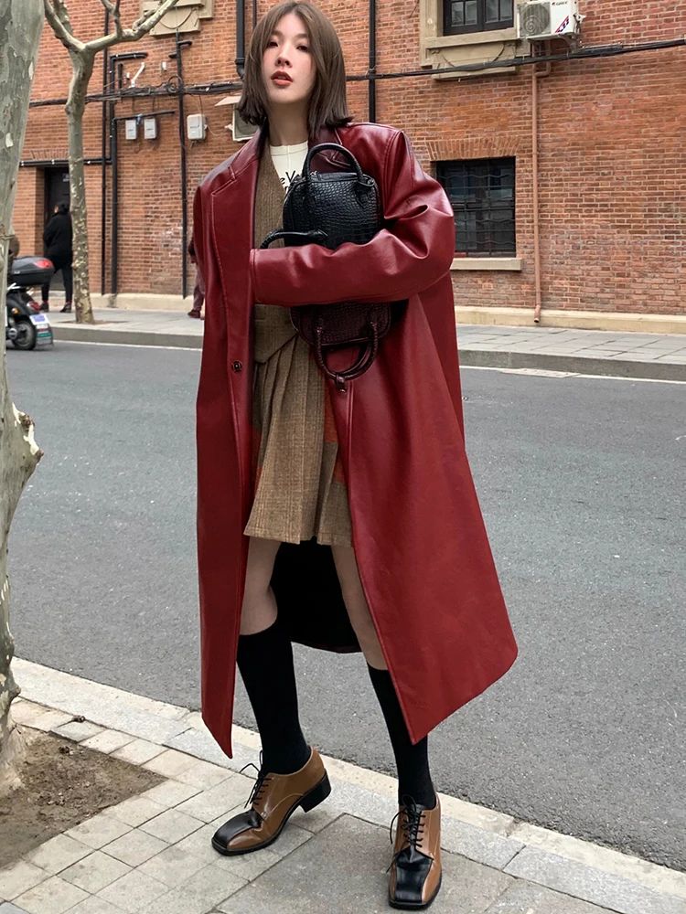 Lautaro-女性用ワインレッドレザートレンチコート、長袖、ラペル