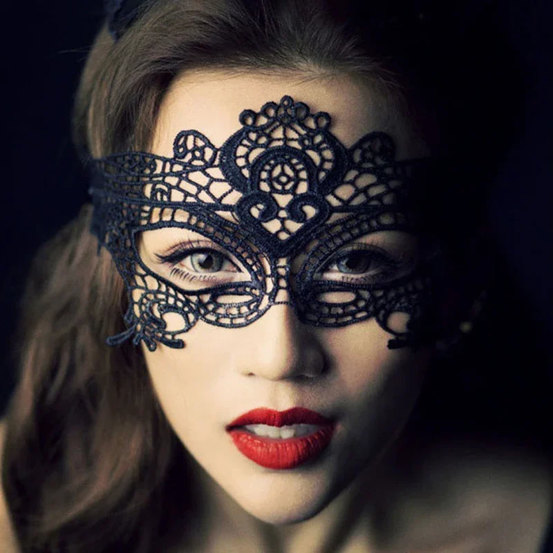 Elegant Lace Masquerade Eye Mask for Women - Perfect for Halloween, Parties, and Carnivals