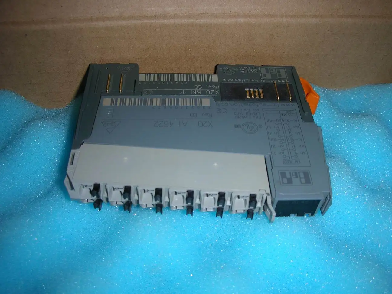 

1 шт.★B & R X20AI4622 + X20BM11 + X20TB12