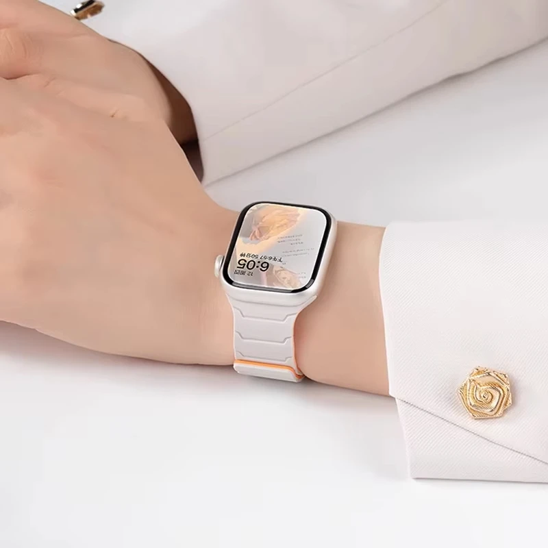 รูปสินค้า สายแม่เหล็กยืดหยุ่นสำหรับ Apple Watch ทุกขนาด