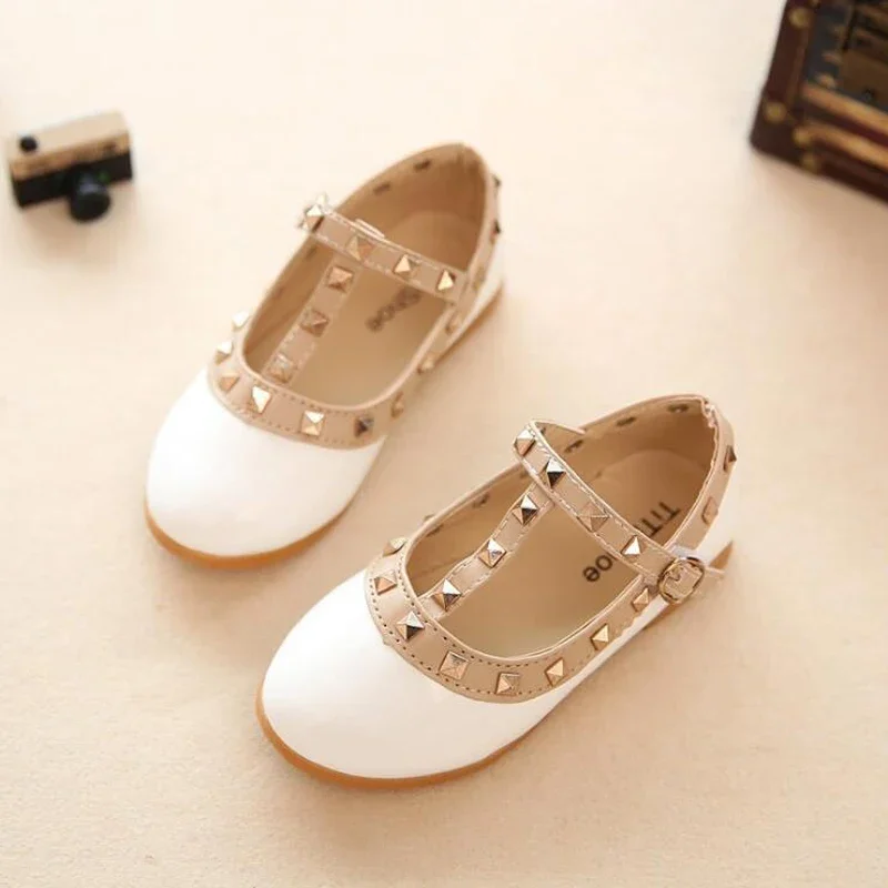 Children Princess Flat Shoes Children Girls Rivets Single Shoe Kids Leather Shoes Girl sandals