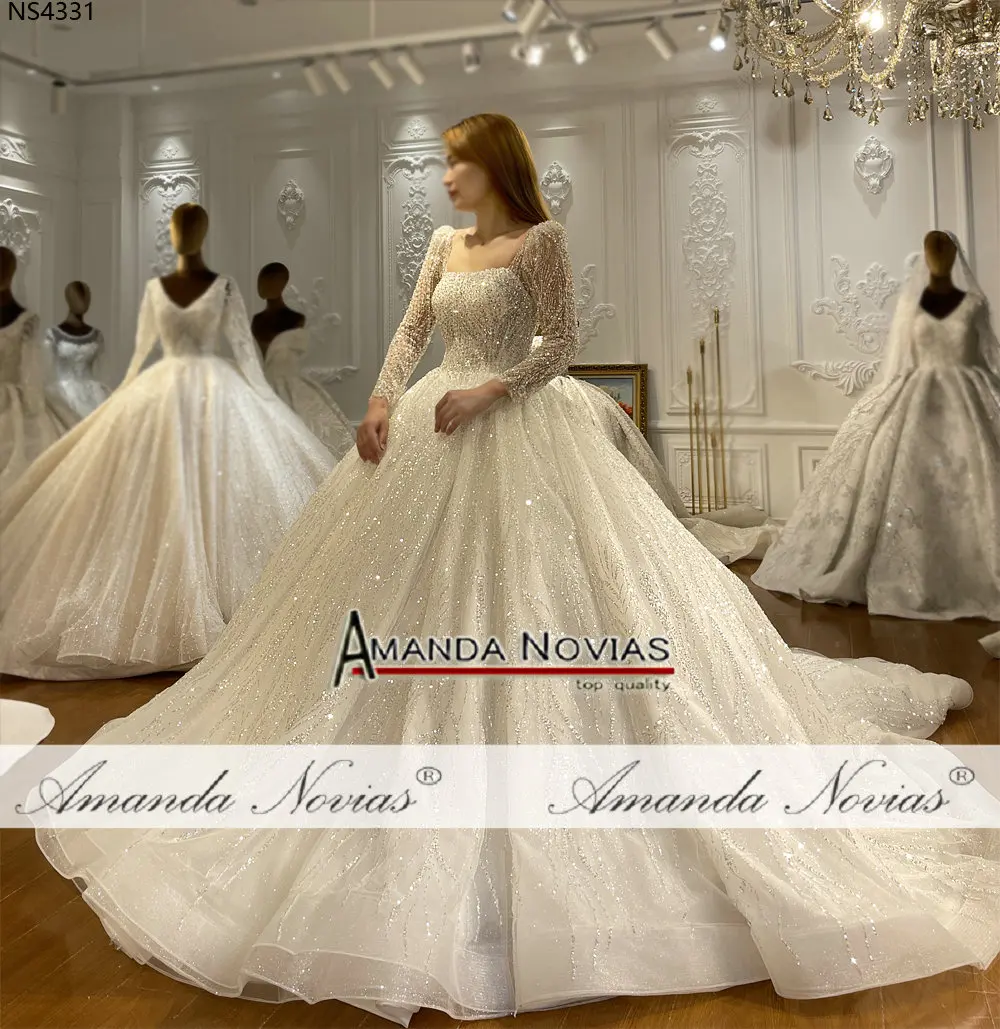 Customized NS4331 Simple Beading Bridal Gown 2