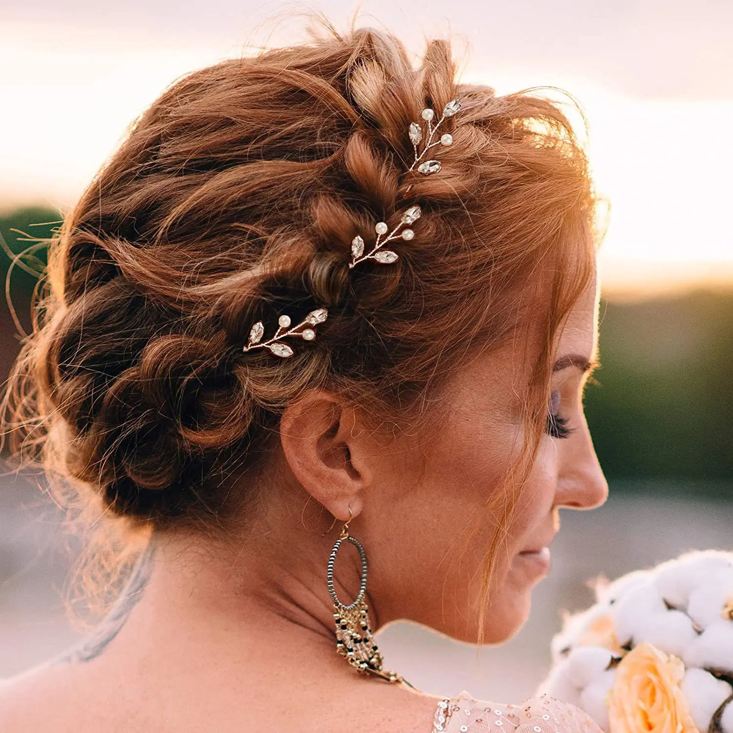 Hair accessories 6Pcs Bridal Hairpins Wedding Headpiece Golden And Silvery Pearl Hair Comb Rhinestone Crystal Wedding