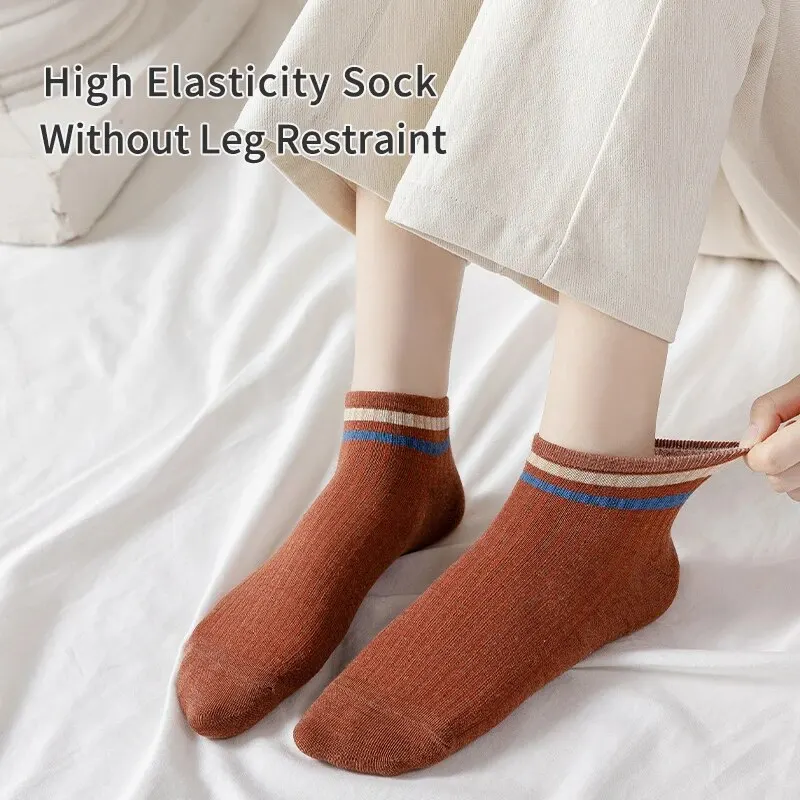 10 Pairs of Women's Spring and Summer Four-seasons Striped Solid Color Simple Fashionable and Comfortable School Students Socks 3