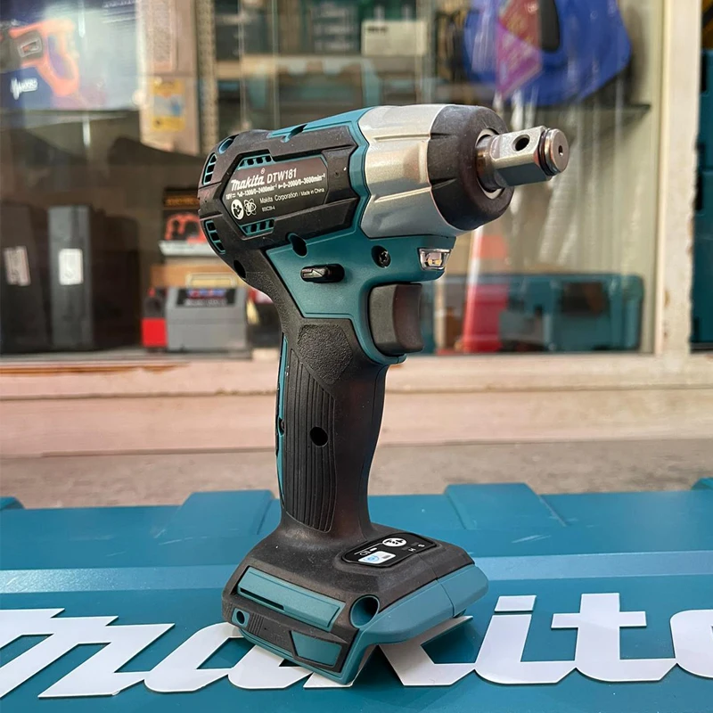 Makita DTW181 Impact Wrench 1/2 330Nm High Torque Auto Repair
