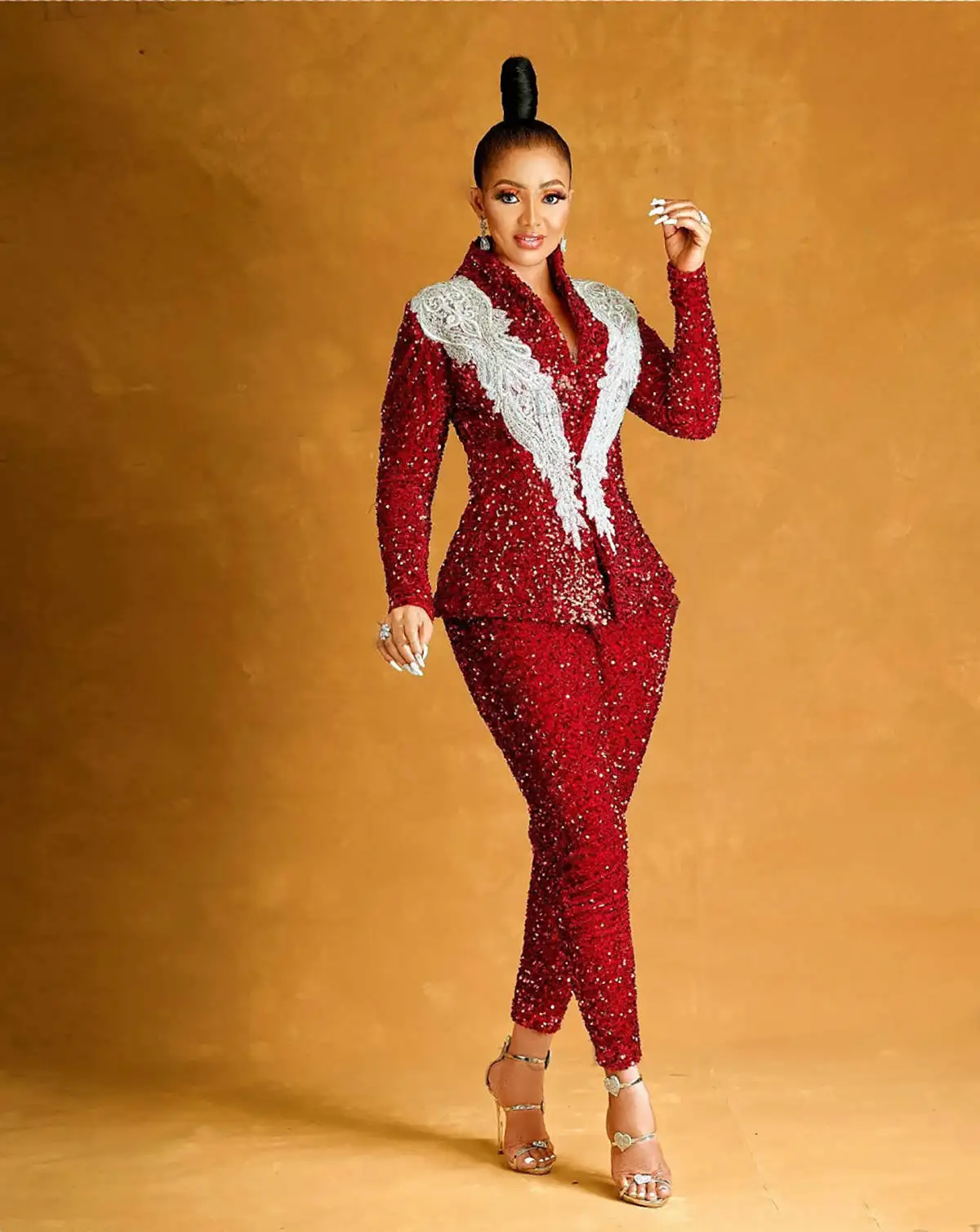 Sequined Women Suits 2 Pieces Arab Glitter Applique Long Sleeve Jacket Slim Fit Pencil Pants Made Evening Gowns