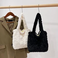 Women Clutch Handbag Retro Autumn Winter Shoulder Tote Fluffy Soft Plush Portable Travel Purse for Ladies Girl Gift