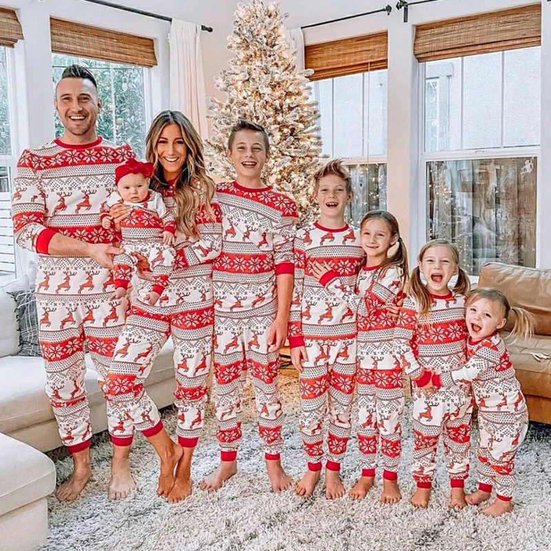 Conjunto familiar de pijamas navideños de invierno, conjuntos a juego para madre, niños, papá y bebé, ropa de dormir suave con estampado de alce, pijamas navideños familiares