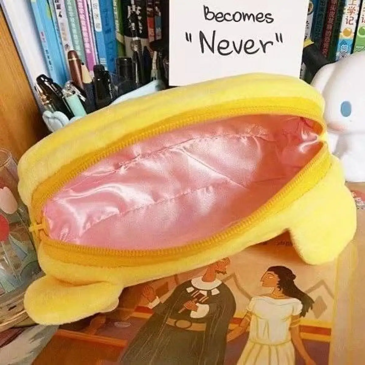 مقلمة ويني ذا بوه من القطيفة على شكل حيوانات، صندو...