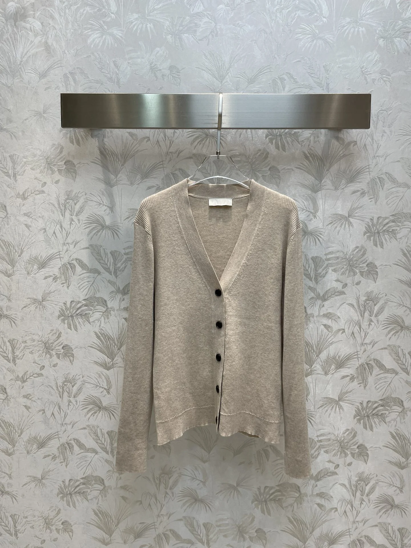 

2023 Women's Clothing light coffee color knitted cardigan super texture cashmere wool blend fabricAutumn Winter New