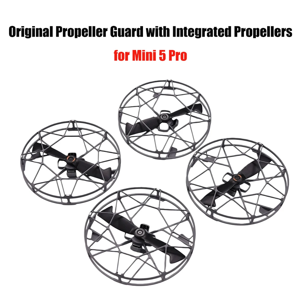 Hélices DJI Mini 5 Pro jaune clair posées à plat, prêtes à être installées.