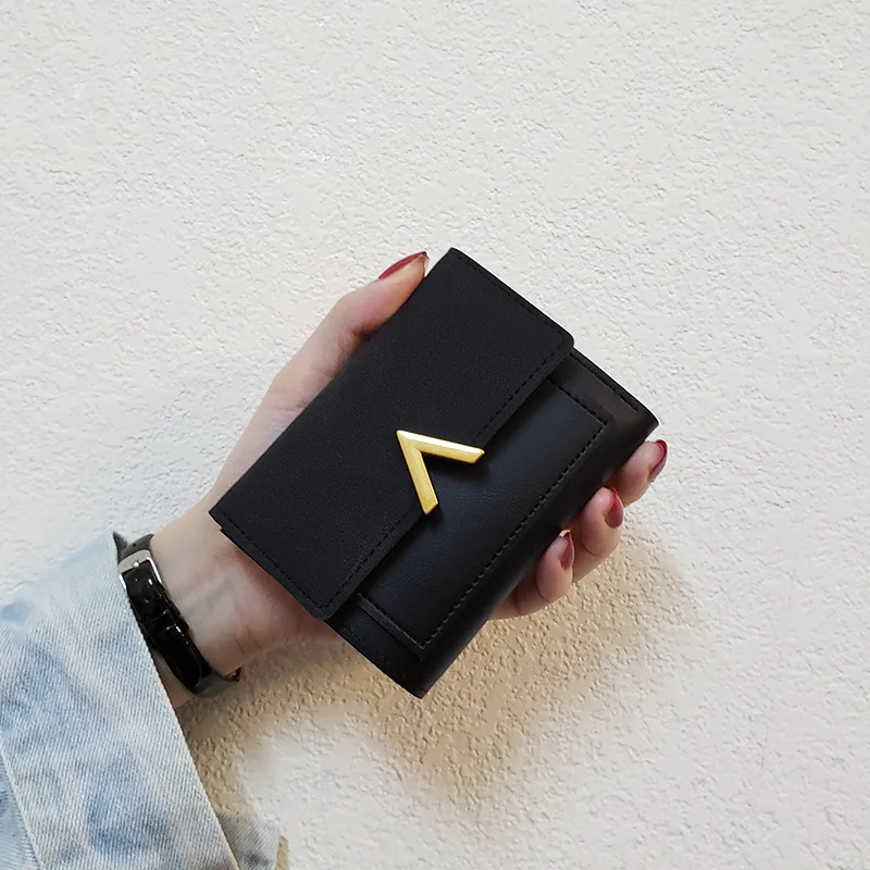 

Новый кошелек в Корейском стиле с V-образной надписью, Женский компактный кошелек «Все в одном» с зажимом для денег для студентов, женская сумка для карт, трендовый кошелек с тремя складками