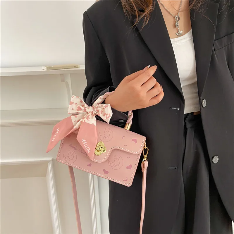 DIY handmade woven handbags hand-sewn material bag rabbit portable messenger small square bag gift