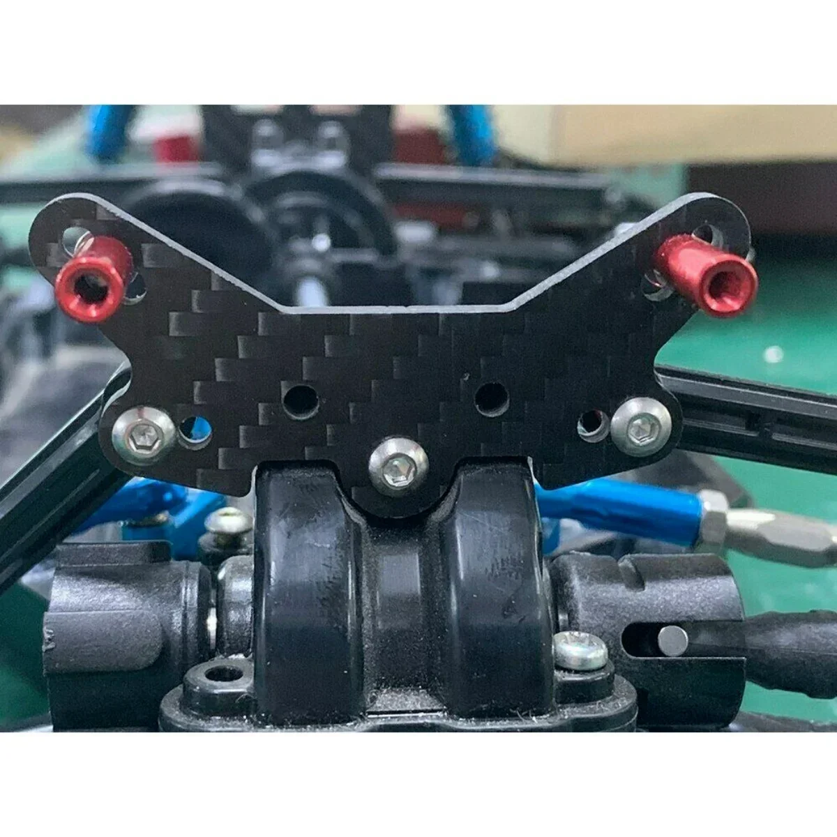 タミヤ ＲＭ０１　カーボンロアデッキ２枚　カーボンシャフト　新品セット タミヤ RM01 カーボンロアデッキ2枚 カーボンシャフト 新品