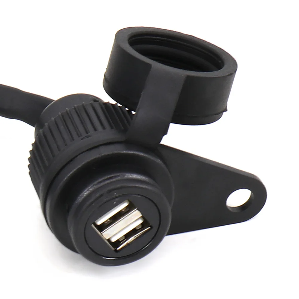

Адаптер для зарядного устройства с двумя USB-портами для мотоциклов