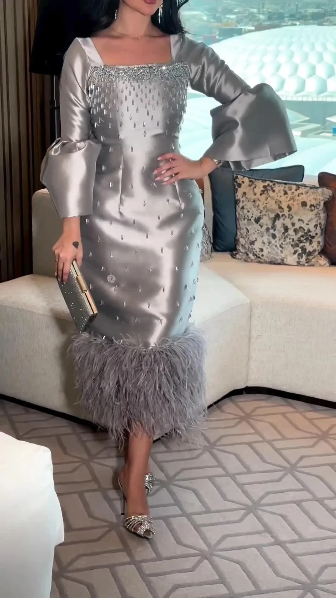 

Oisslec Saudi Arabia Prom Dresses Luxury Sparkly Sequins Mermaid Long Sleeves Feathers Tea Length Formal Party Evening Dresses