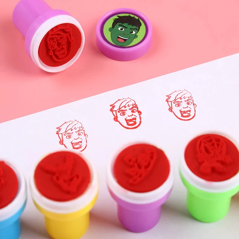 

Spiderman Stamp Party Favor Superhero Spider Frozen Elsa Princess Seal for Kids Boy Girl Birthday Party Giveaway Souvenir Gifts