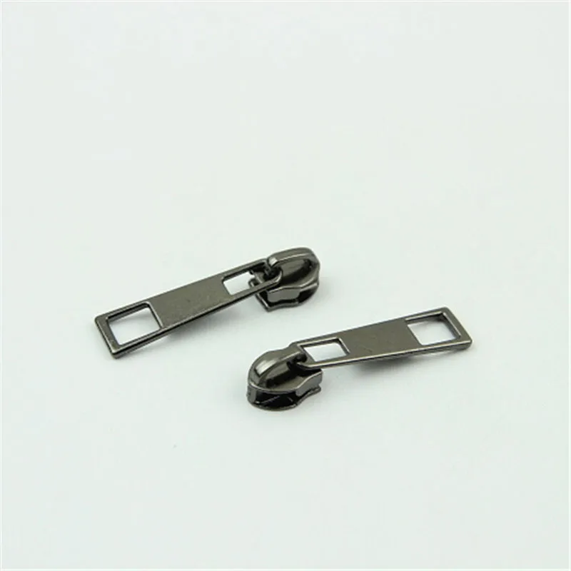 100Pcs Zipper Sliders for 5# Nylon Zippers Down Jacket Pocket Bag Zip Head Puller Zips Repair Kits DIY Sewing Accessories