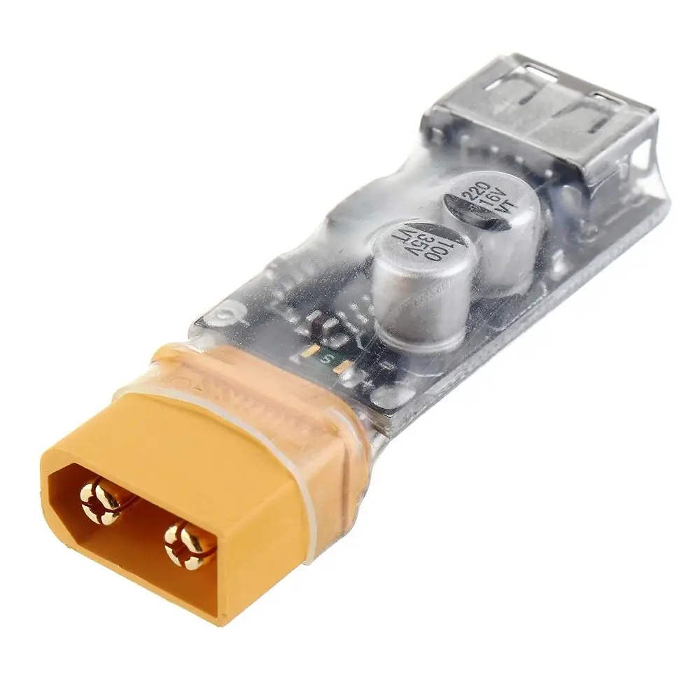 Vue rapprochée du Connecteur Chargeur USB Type C vers Prise XT60 pour Batterie RC Drone, montrant les détails de fabrication.