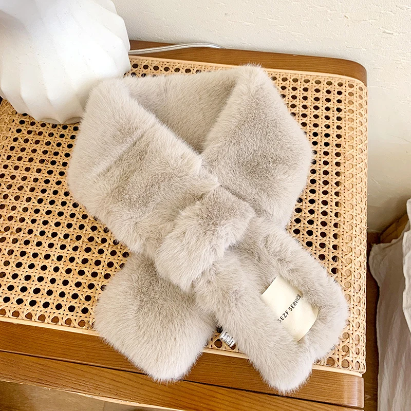 Sevimli Bayanlar Kapibara Peluş Atkı Giyilebilir Battaniye Sonbahar ve Kış Soğuk Geçirmez Sıcak Atkı Tatlı Rüzgar Geçirmez Kalınlaştırılmış Moda Hediye