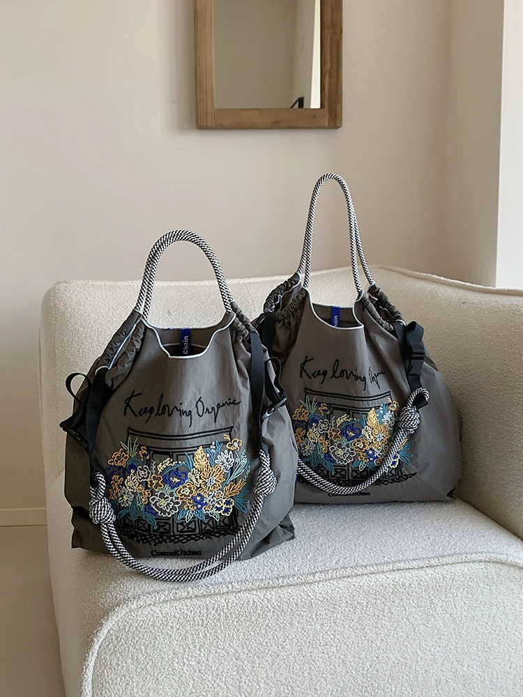 Women's shopping bag, nylon bag, cloth bag, ethnic style, embroidered window cut pattern, Bohemian style, large capacity Tote ba - Image 2