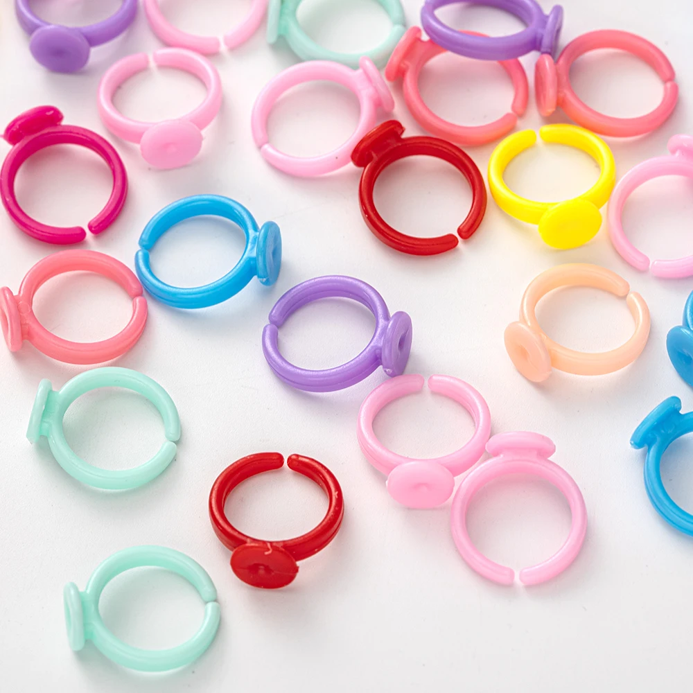 100Pcs Mixed Color Kids Cartoon Plastic Ring Base Adjustable