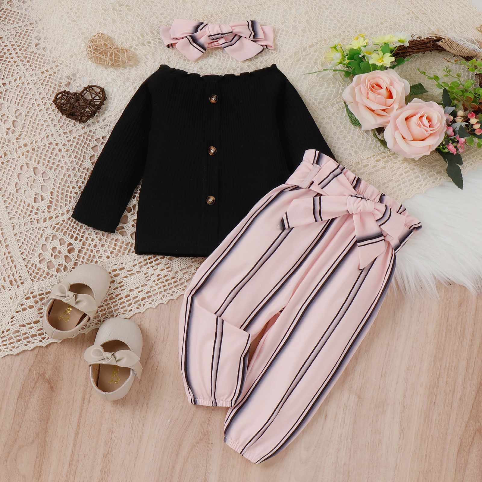 

2022-11-14 Lioraitiin 0-18M Infant Baby Girls Autumn Clothing Set Long Sleeve Solid Pit Striped Top+Striped Pants Headband Set