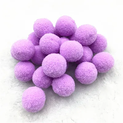 thumbnail image 1 of Pompones de peluche de 15 mm, 20 mm y 25 mm, bolas de peluche suaves y esponjosas, material artesanal para manualidades, decoración del hogar, 1 of 5