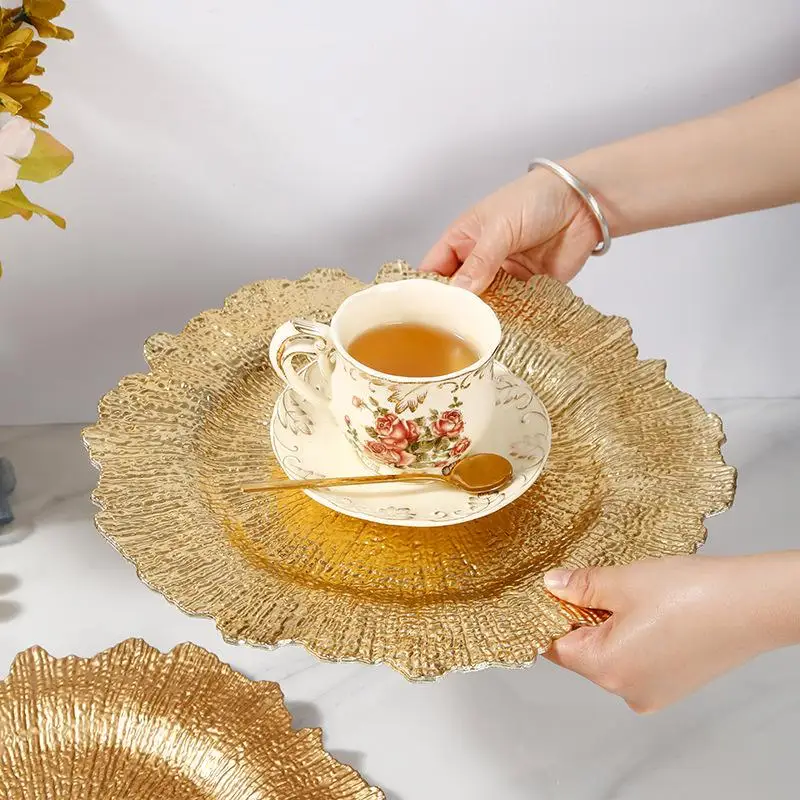 Round Reef Floral Chargers Set of 6 Plastic Dinner Plate for Wedding Decor Events and Party Table Setting 33cm