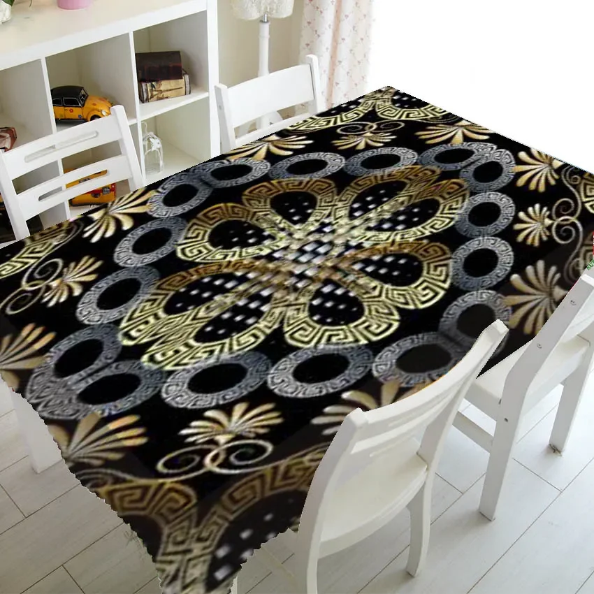 Nappe grecque noire dorée et argentée à rosace