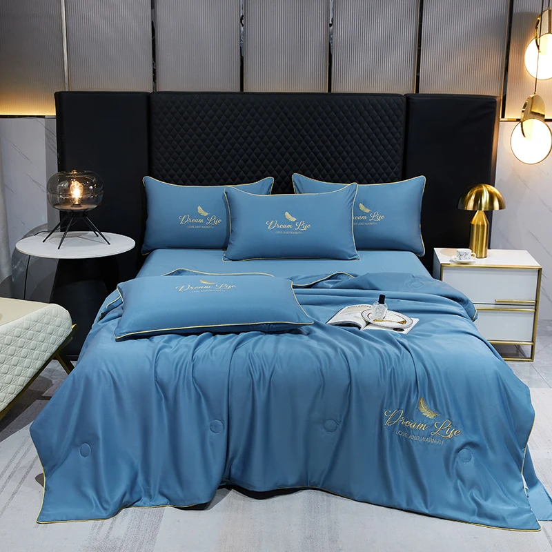 

Bed Sure New Ice Silk Summer Cooling Quilt Four-Piece Set