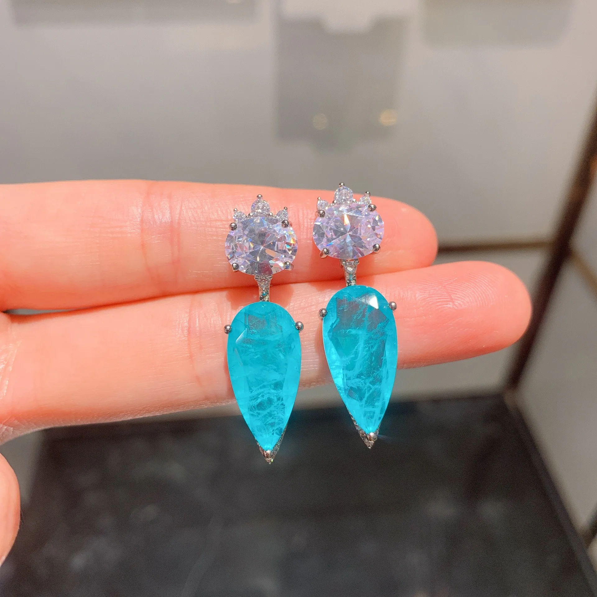 

Choi Bao Style Personality Women's Blue Palaiba Earrings Necklace Jewelry Set Women's Earrings 10 * 20 Pendant 15 * 25