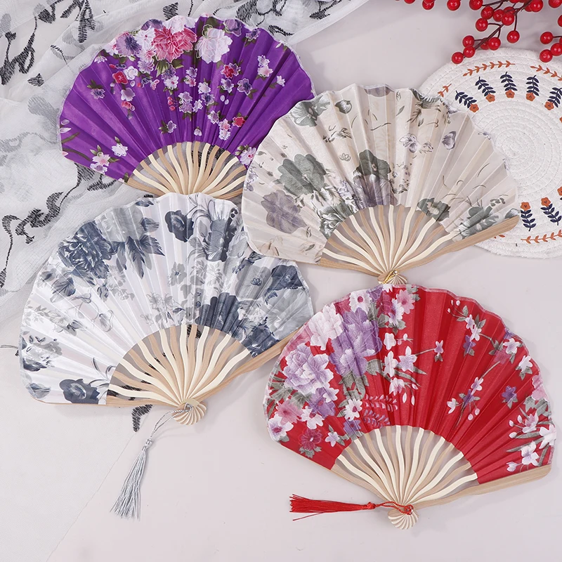 1Pc Japanese Style Shell Shaped Fan With Storage Bag Silk Cloth Bamboo Folding Fans Single-side Flower Curved Fanbone Hand Fan