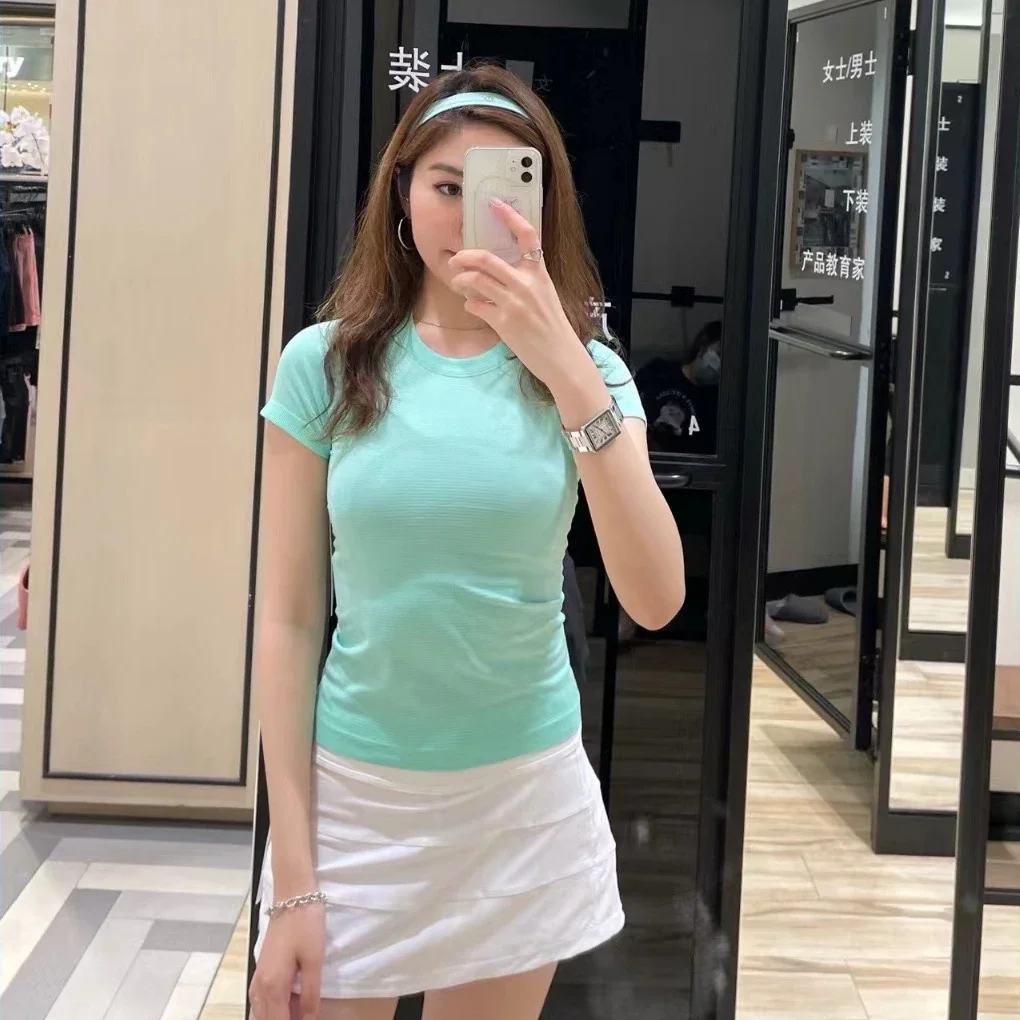 

LuluLogo Women Swiftly Tech2.0 Short Version Yoga Sports Short Sleeve Shirt Quick Dry Breathable Elastic Fitness Running T-shirt
