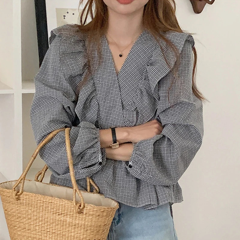 

Clothland Women Elegant Plaid Blouse Ruffles Long Sleeve V Neck Checkered Female Outwear Shirt Tops Blusa LA848