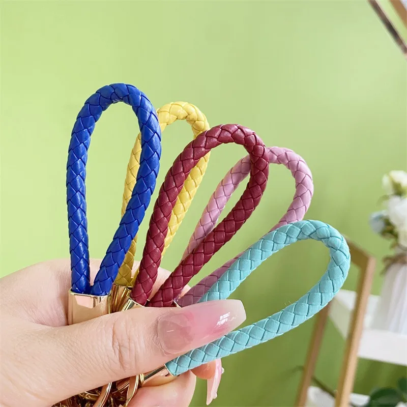 Creative New Basketball Key Chain Exquisite Cute Small Gift Pendant Fashion Trend Schoolbag Accessories Wholesale Keychain