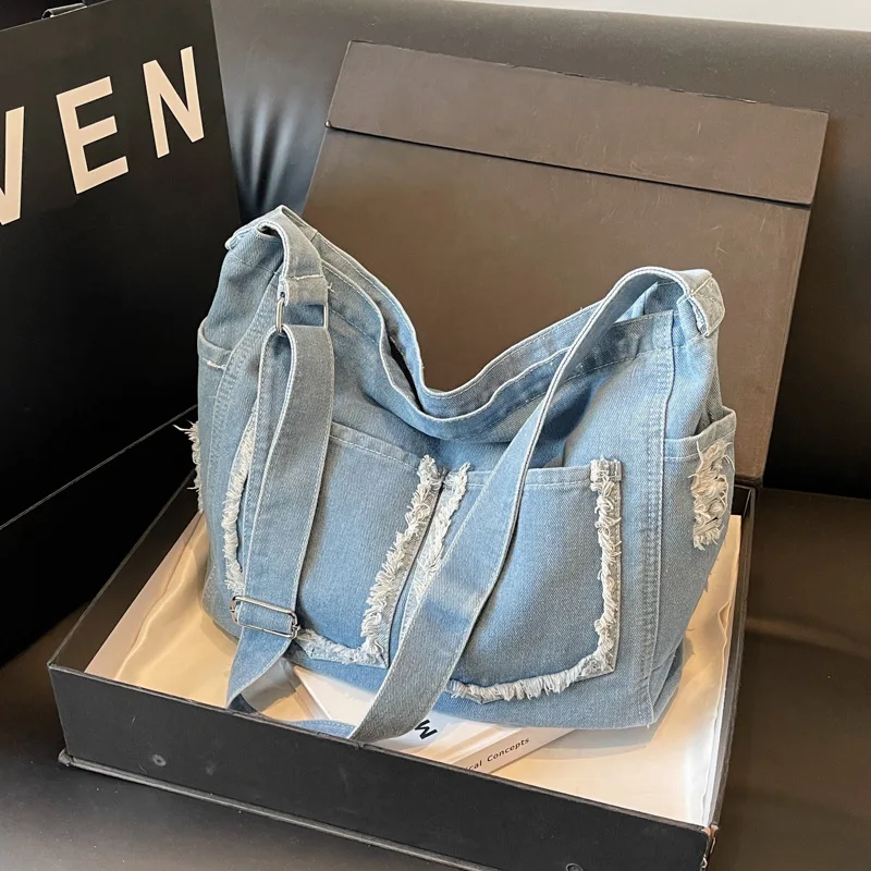 Women's Tote Bag 2024 New Washed Denim Personalized Large Capacity Casual Versatile Commuter Shoulder Handbag