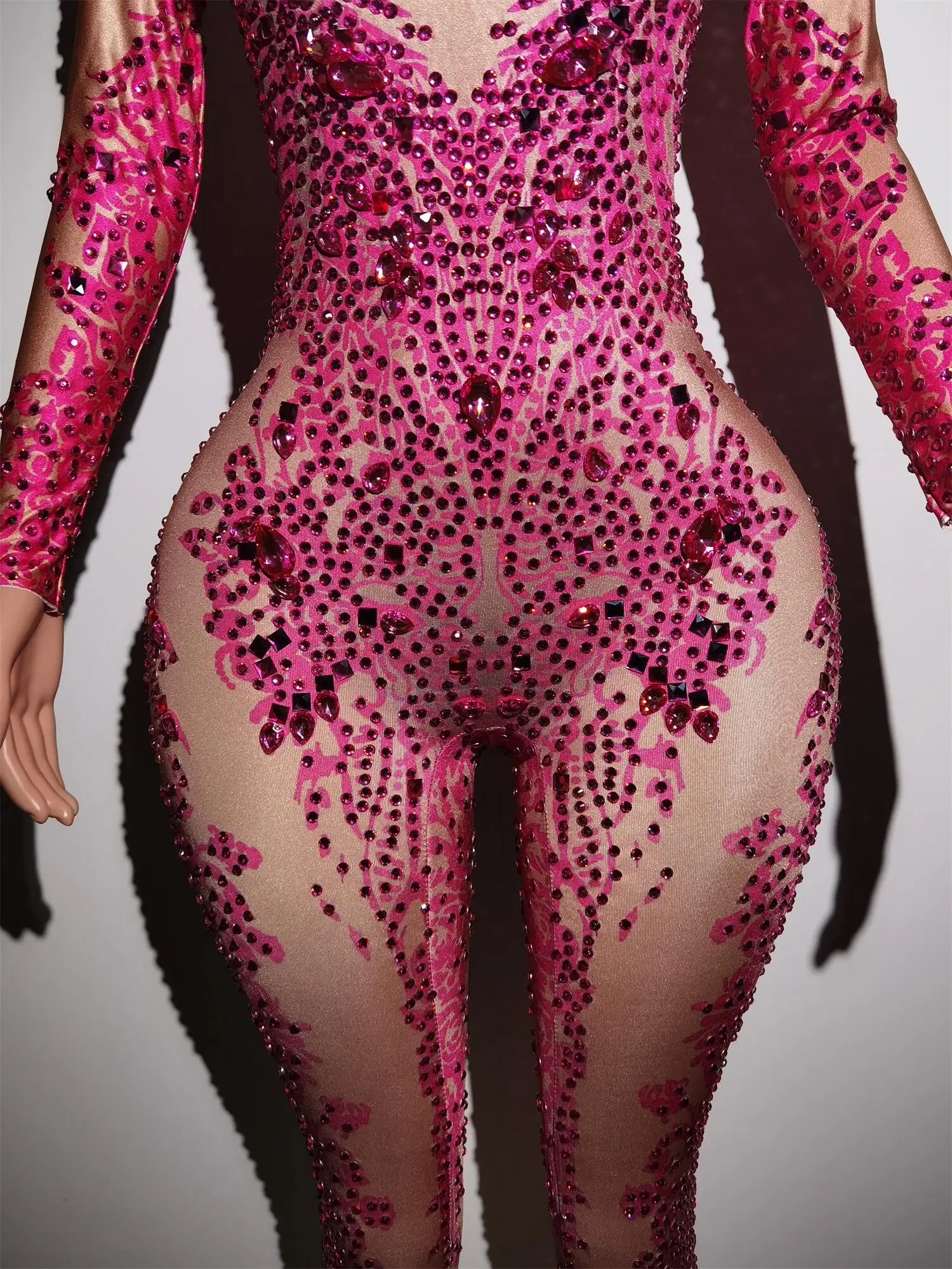 Рисунок 6 - Модные Стрейчевые узкие женские