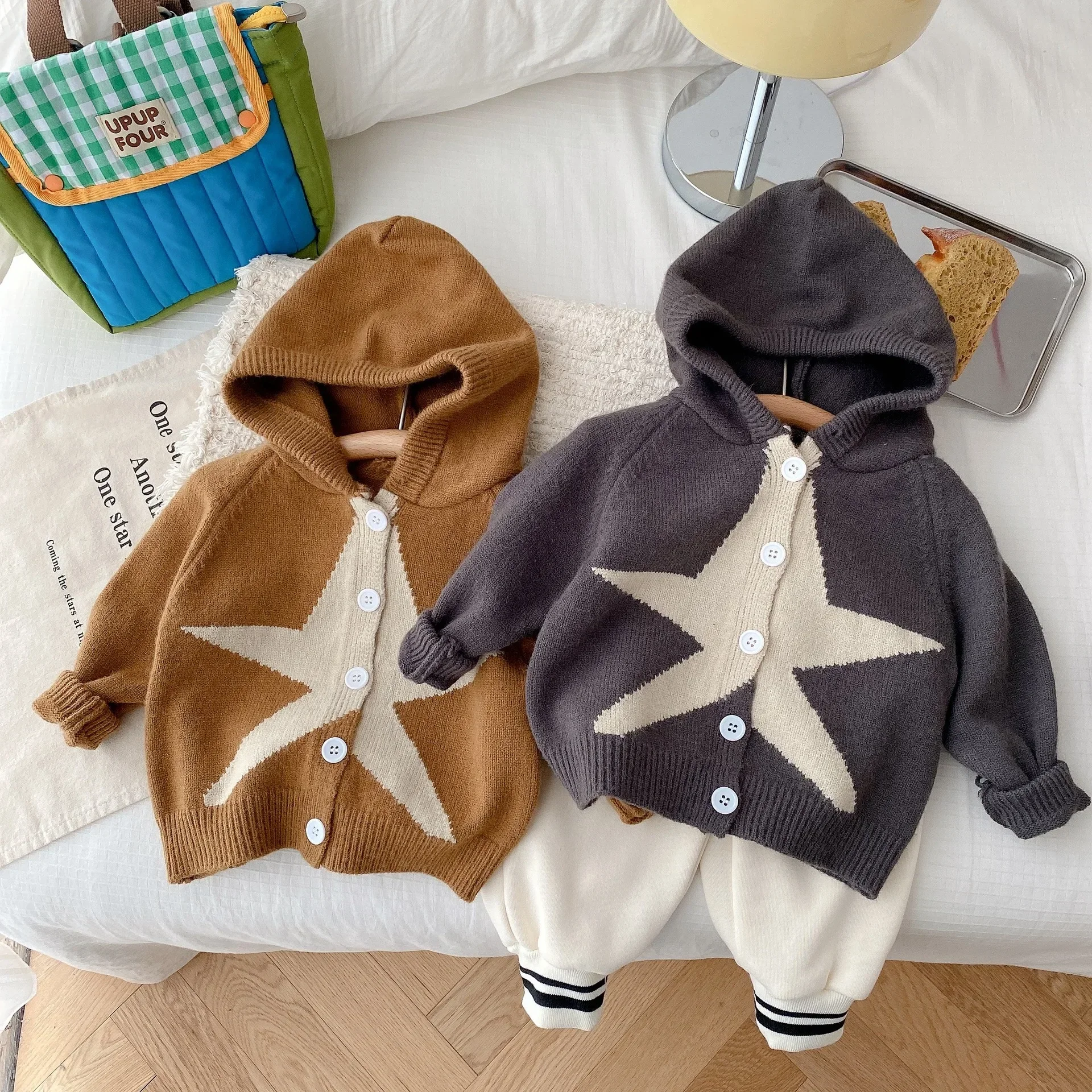 

Autumn Kids Baby Boys Korean Edition Color Block Sweater, Girls Simple Cardigan, 1-7 Year Old Childrens Knit Clothing