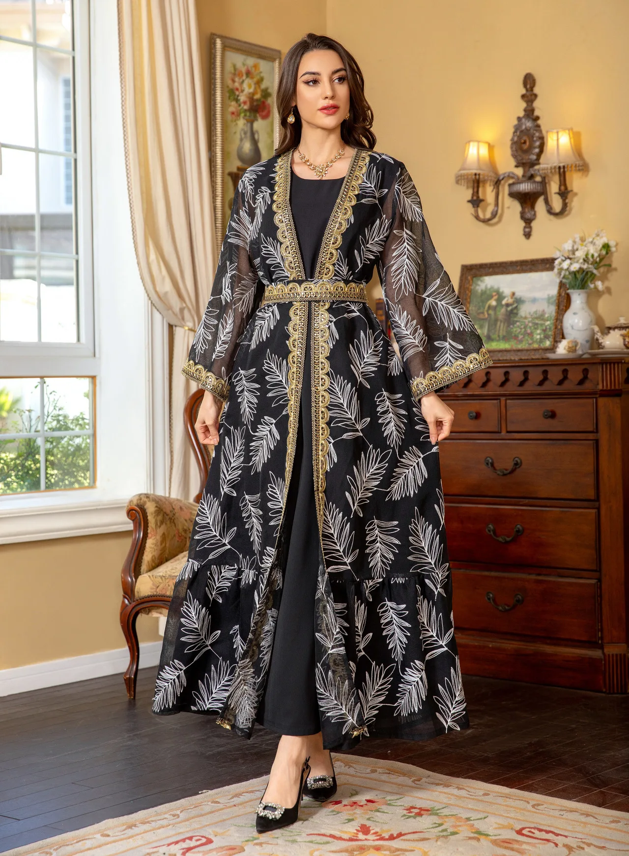 

Arabian Dubai Abaya Summer Eid al-Adha Mesh Embroidery Spliced ​​Golden Ribbon Muslim Robe Two-piece Set Ramadan Dress