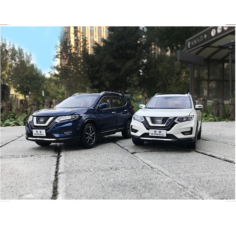 

Paudi 1/18 Scale For Nissan X-Trail 2019 Diecast Model CAR Blue/White kids Gift Collection Ornament Display Metal,Plastic,Rubber