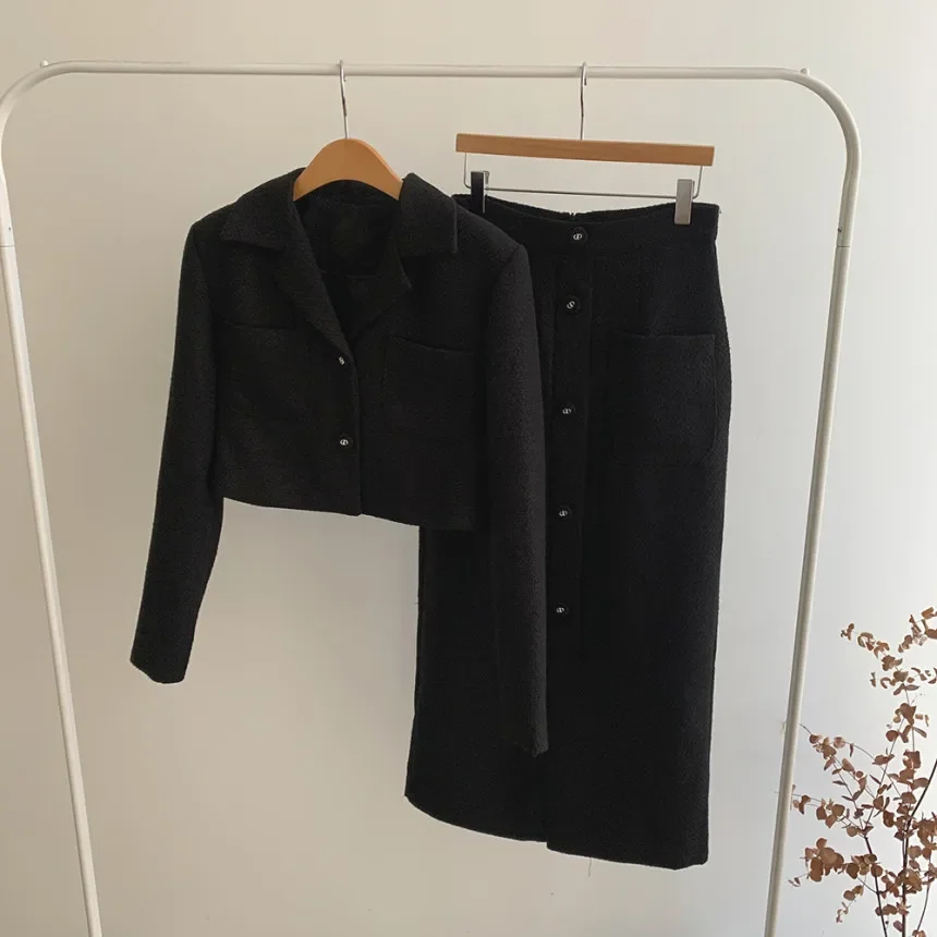 Elegant Tweed Two-Piece Skirts and Blazer Suits Stylilsh