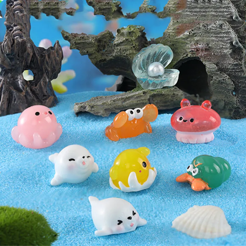 10pcs Mini Dophin Figurines Luminous Ocean Sea Animal Shark Glow in Dark Fish Miniature Figurines DIY Micro Home Decoration