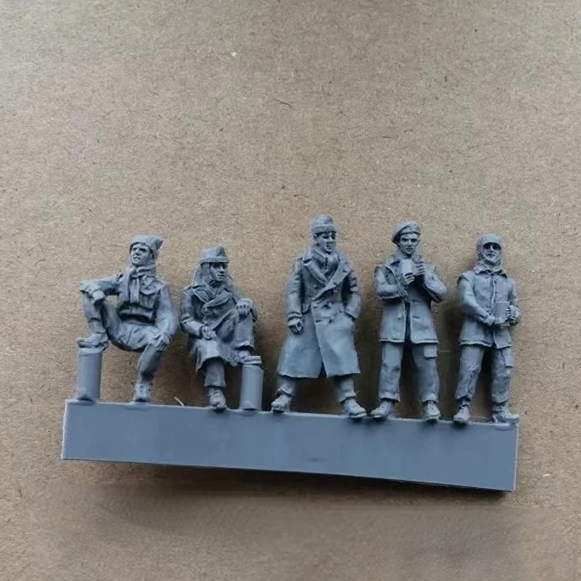 Maquette Historique à Monter Kit Figurines Résine équipage Char Allemand WWII 1/35 - 2 Personnages Non Assemblés Et Non Peints (Goodmoel) Maquette Militaire