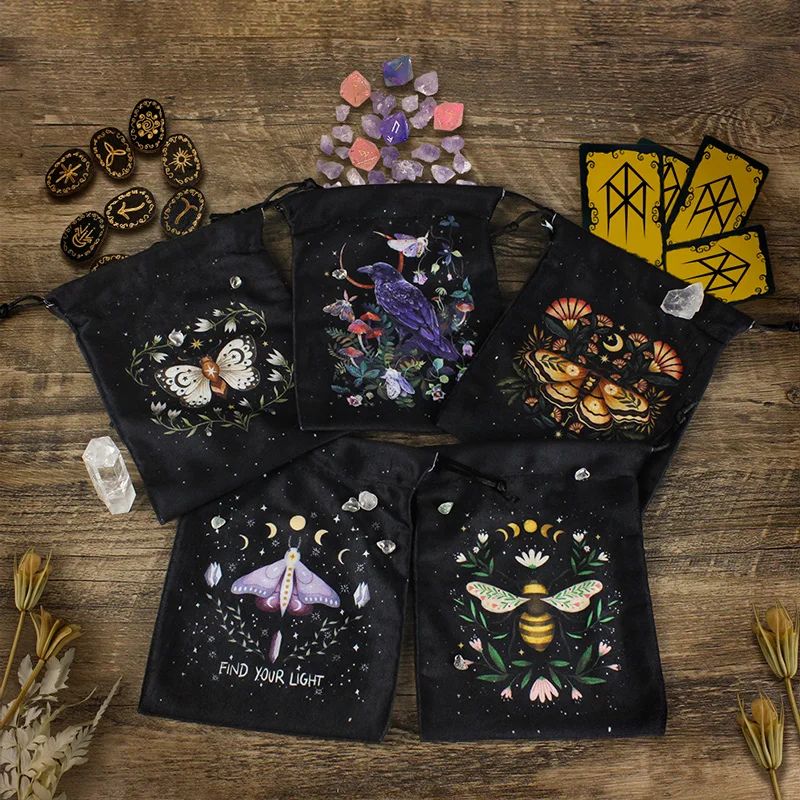 Velvet Tarot Bag Butterfly Printed Dice Bag Animal Crystal Stone Jewelry  Drawstring Fabric Pouch Tarot Cards Storage Bag Gift 2